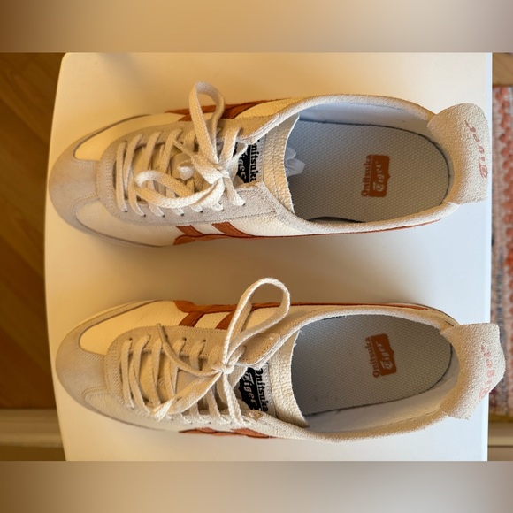 Onitsuka Tiger Mexico 66 Cream and Brown Sneakers - Picture 4 of 12